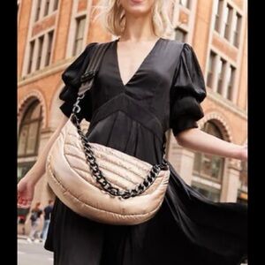 Think Royln  Gold Chain Shoulder Bag